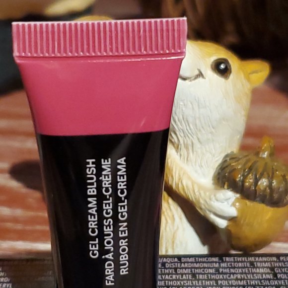 Simply Rosy Gel Cream Blush - Limited Edition - Mary Kay - Picture 5 of 5